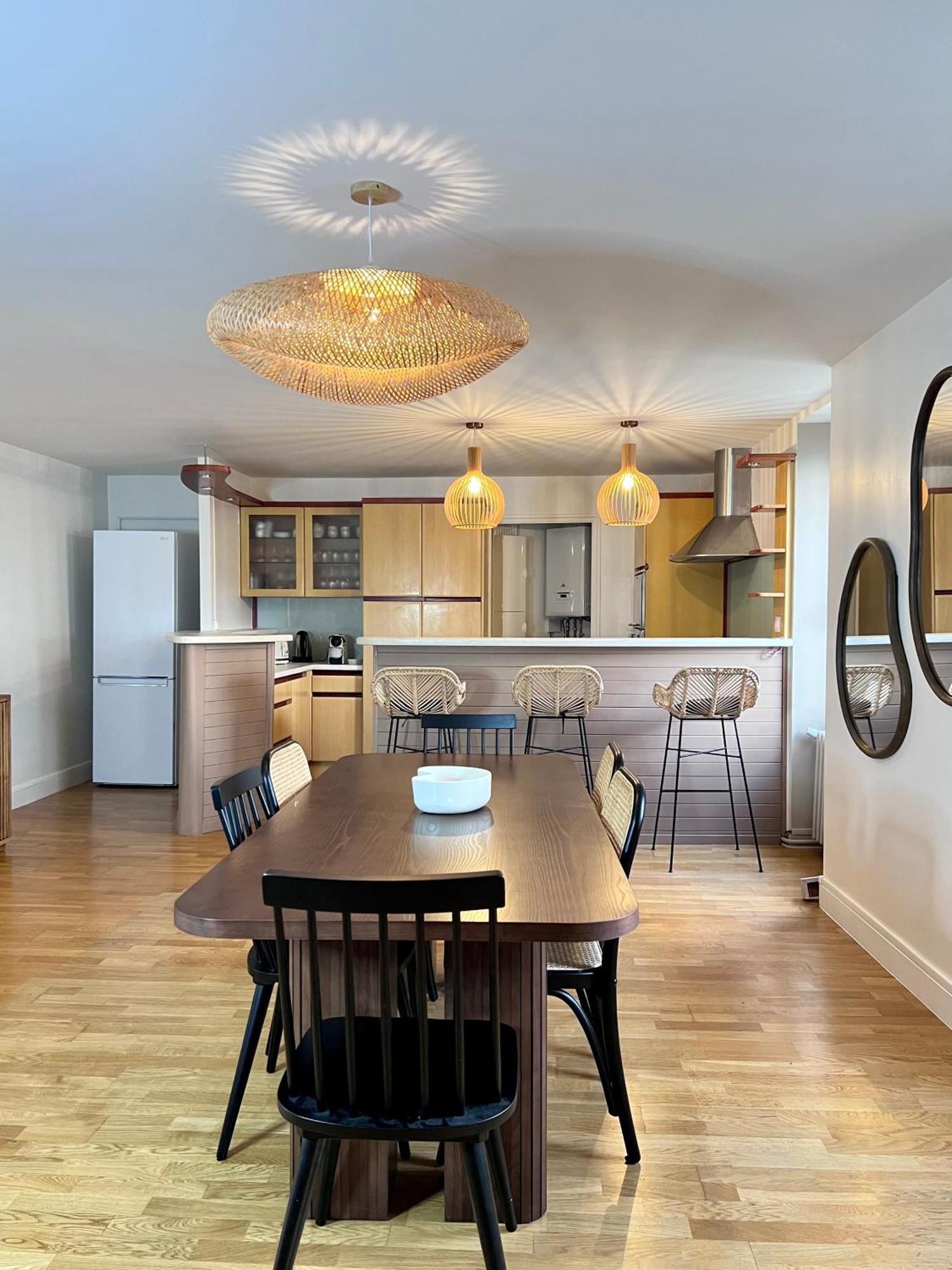 Grand Appartement Ultra Moderne Plein Centre, Plage A Pieds, Avec Parking Concarneau Exterior photo